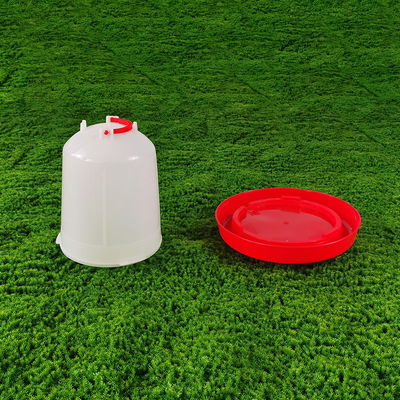 Durable Cone Shaped Plastic Bird Watering Dispensers Easy Install 3 L Capacity
