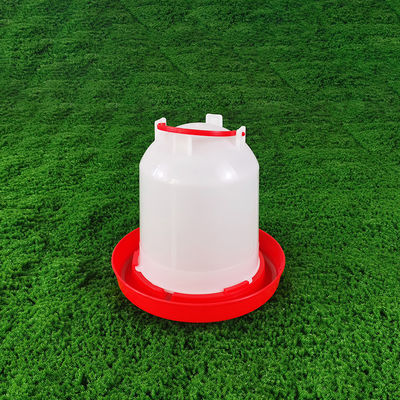 Tradition Plastic Automatic Rooster 5L Drinking Devices Cone Shape Cylindrical Water Feeder Long Lasting