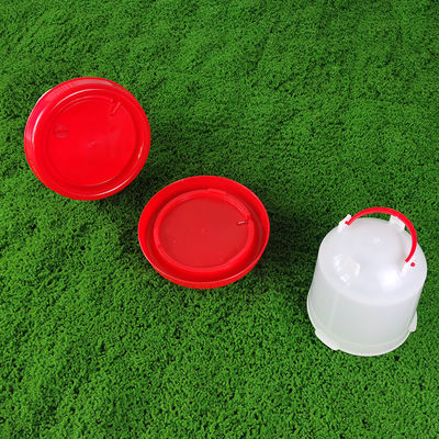 Bottom Water Filled Version 5L Cone Shape Plastic Plastic Water Feeder Anti Drip Waterer 5 L Capacity