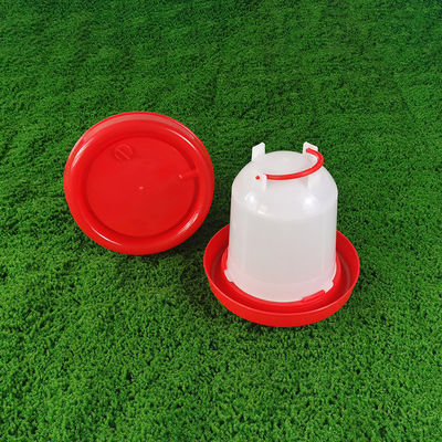 Convenient Bottom Water Filled Version Plastic Poultry Drinker Anti Drip Watering System 5 L Capacity