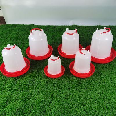 Poultry Cylindrical Drinker 7 L Capacity Plastic Automatic Water Dispenser Constant Supply