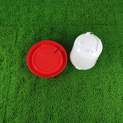 Automatic Red Plastic Plastic Water Feeder Cone Shape 14L Capacity Anti Drip