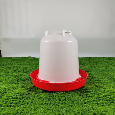 Red Cone Shape Automatic Poultry Drinker 14 L Capacity Anti-Drip Long Lasting