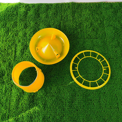 Round Red / Yellow Poultry Feed Bucket Modern 11L Storage Solution