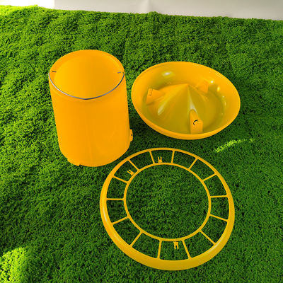 Modern Round Plastic Split Feed Buckets Various Sizes Suitable For Poultry
