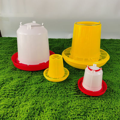 Round Plastic Poultry Feed Storage Bucket Modern Design Suitable For Standard Weight