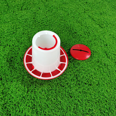 Poultry Feeder Feed Equipment For Chickens Ducks Geese Turkeys 2.5L Cylinder Design Feed Container