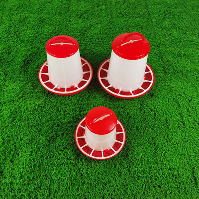 Modern Red And White Cylinder Poultry Feeder 3.5L Capacity Waterproof And Easy To Clean