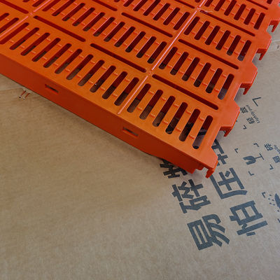 Orange Durable Plastic Fecal Leakage Plate Easy Installation Promotes In Poultry Farming