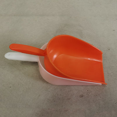 Orange Animal Feed Scoop Shovel With Long Handle For Pig Chicken Feeding