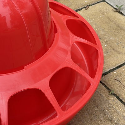 Cone Shaped plastic poultry drinker Durable Effective Watering