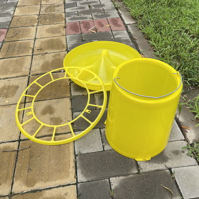 Liter Volume Round Plastic Poultry Feed Bucket