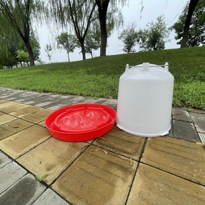 Cylindrical Birds Farmer plastic poultry drinker durable