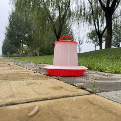 Automatic Poultry Water Feeder With Durable Plastics Accessories