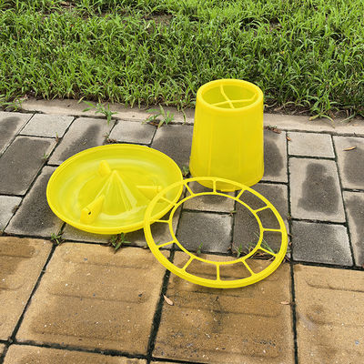 5 Quart Plastic Water Feeder For Poultry Reduces Water Consumption And Increases Farming Efficiency