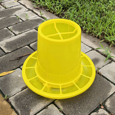 Yellow Anti Drip Features 3.5 gallon poultry drinker Plastic Material